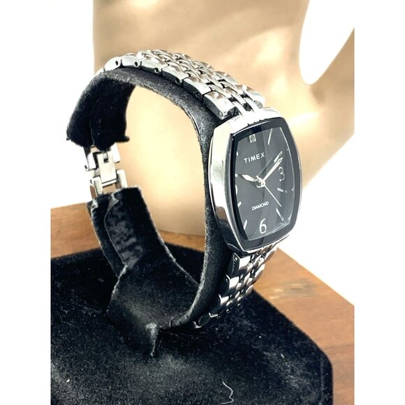 Timex Women's Watch TW2T50000 Quartz Diamond Silver Dial Rectangle Steel 21mm - Picture 13 of 13